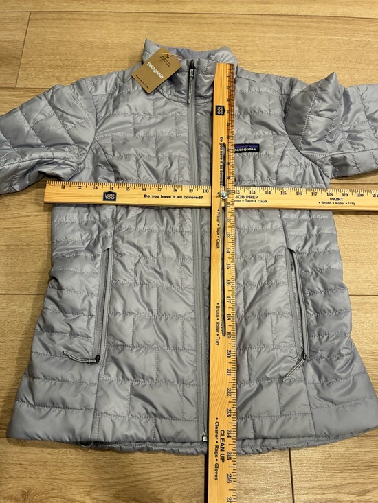 NWT Patagonia Women’s Nano Puff Insulated Jacket Permafrost Purple Size S - Picture 3 of 7